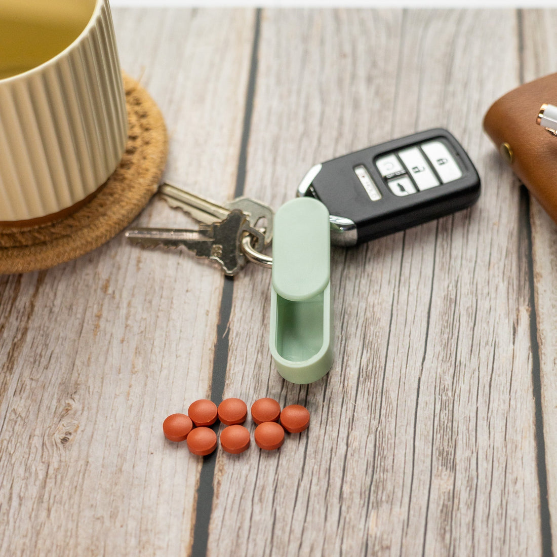 Keychain pill holder vs pill organizer - Pill Pod